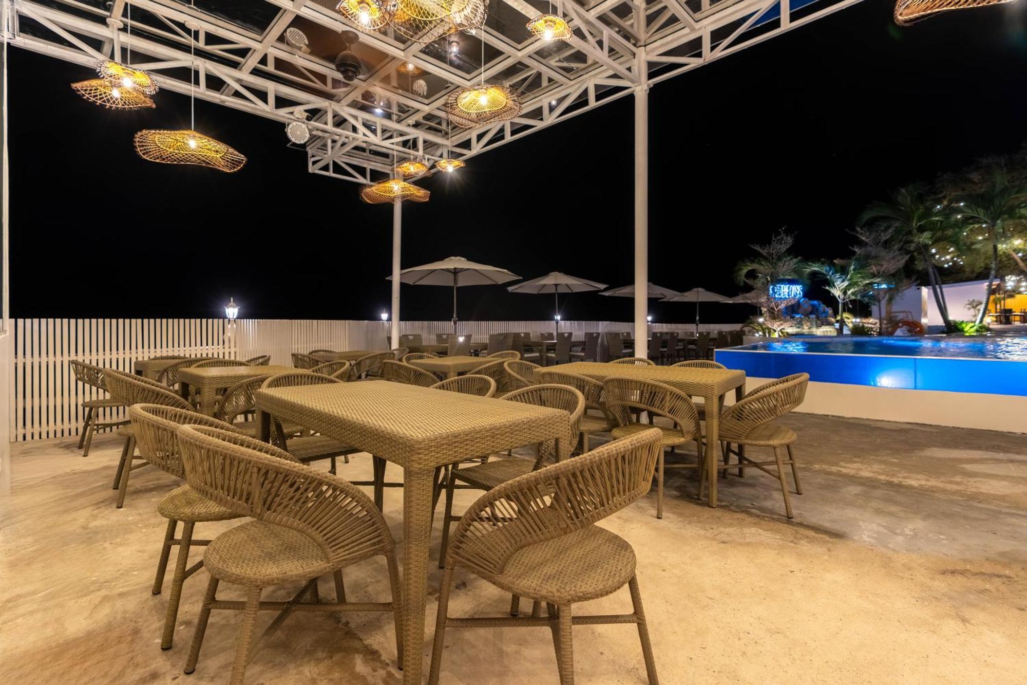 Serene Oasis Resort - Oslob Cebu Philippines Экстерьер фото